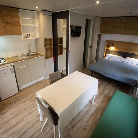 Casa de Férias Mobile In Der Village Residenz *